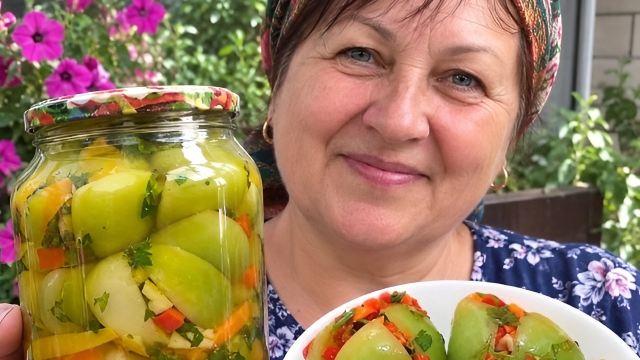 Žali pomidorai, kurių stiklainis tuštėja pirmas: Regina rudenį nebeišmeta nė vieno pomidoro